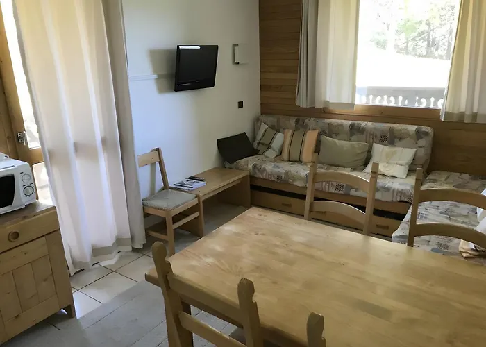 In-out 1650 Apartament *